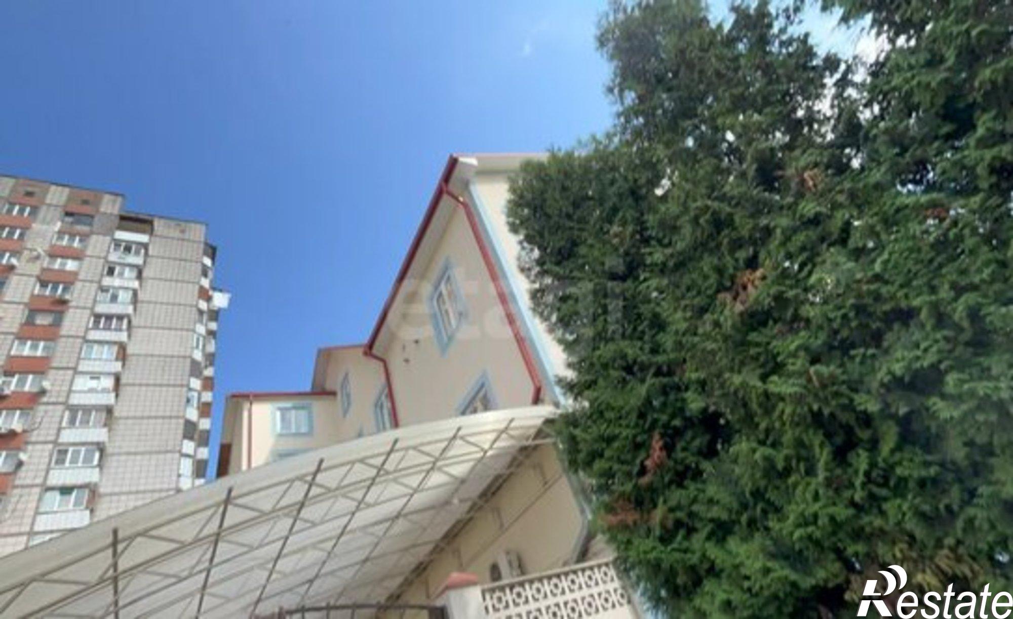 Купить квартиру за 25 500 000 рублей на пр-кт Коста, 240