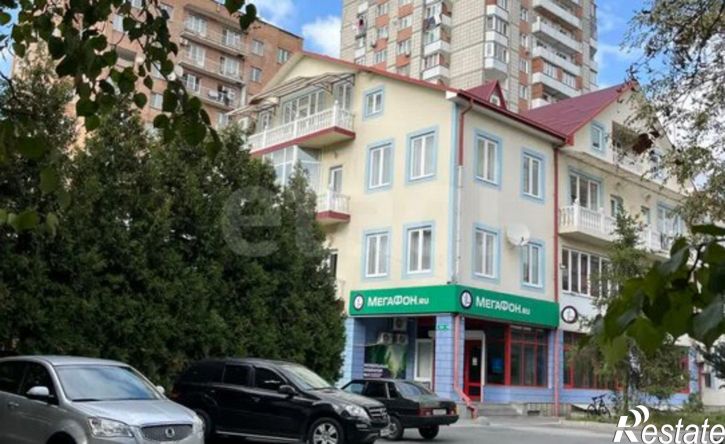 4-комн квартира пр-кт Коста, 240,  д. 240