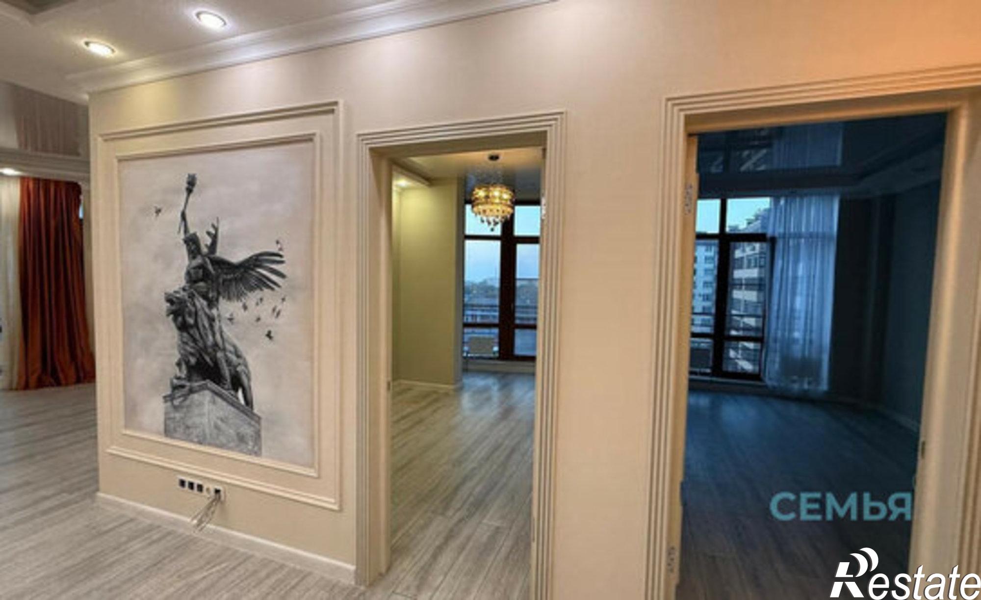 Купить квартиру за 9 900 000 рублей на Первомайская улица, 19 к1