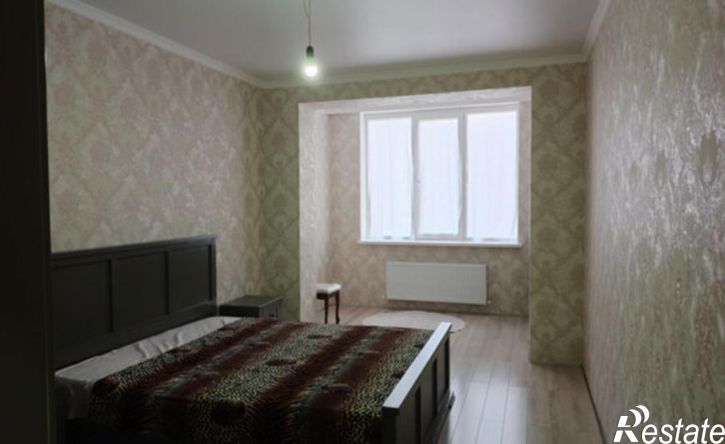 4-комн квартира улица Курсантов-Кировцев, 13В,  д. 13В