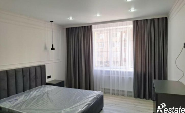 4-комн квартира улица Гастелло, 65,  д. 65