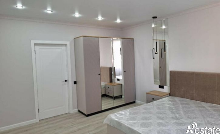 4-комн квартира улица Гастелло, 65,  д. 65