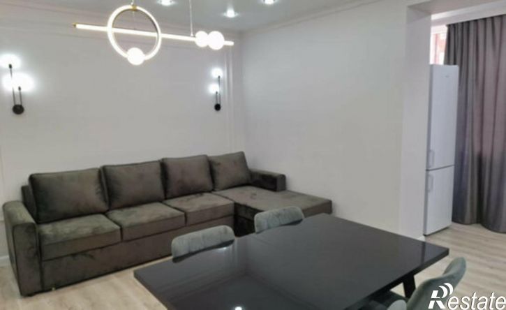 4-комн квартира улица Гастелло, 65,  д. 65