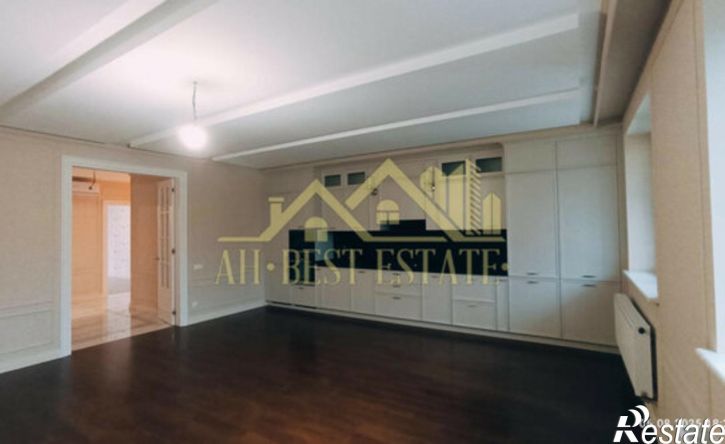 3-комн квартира улица Островского, 3,  д. 3