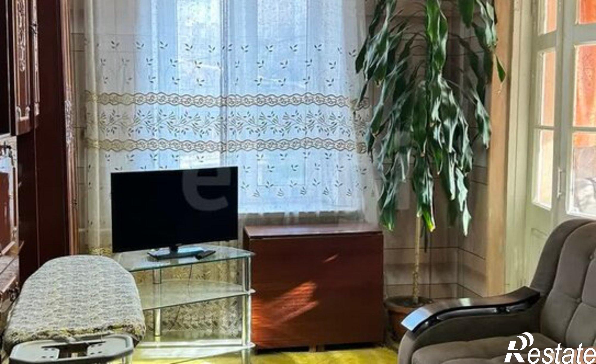 Купить квартиру за 6 000 000 рублей на Автобусный пер, 4