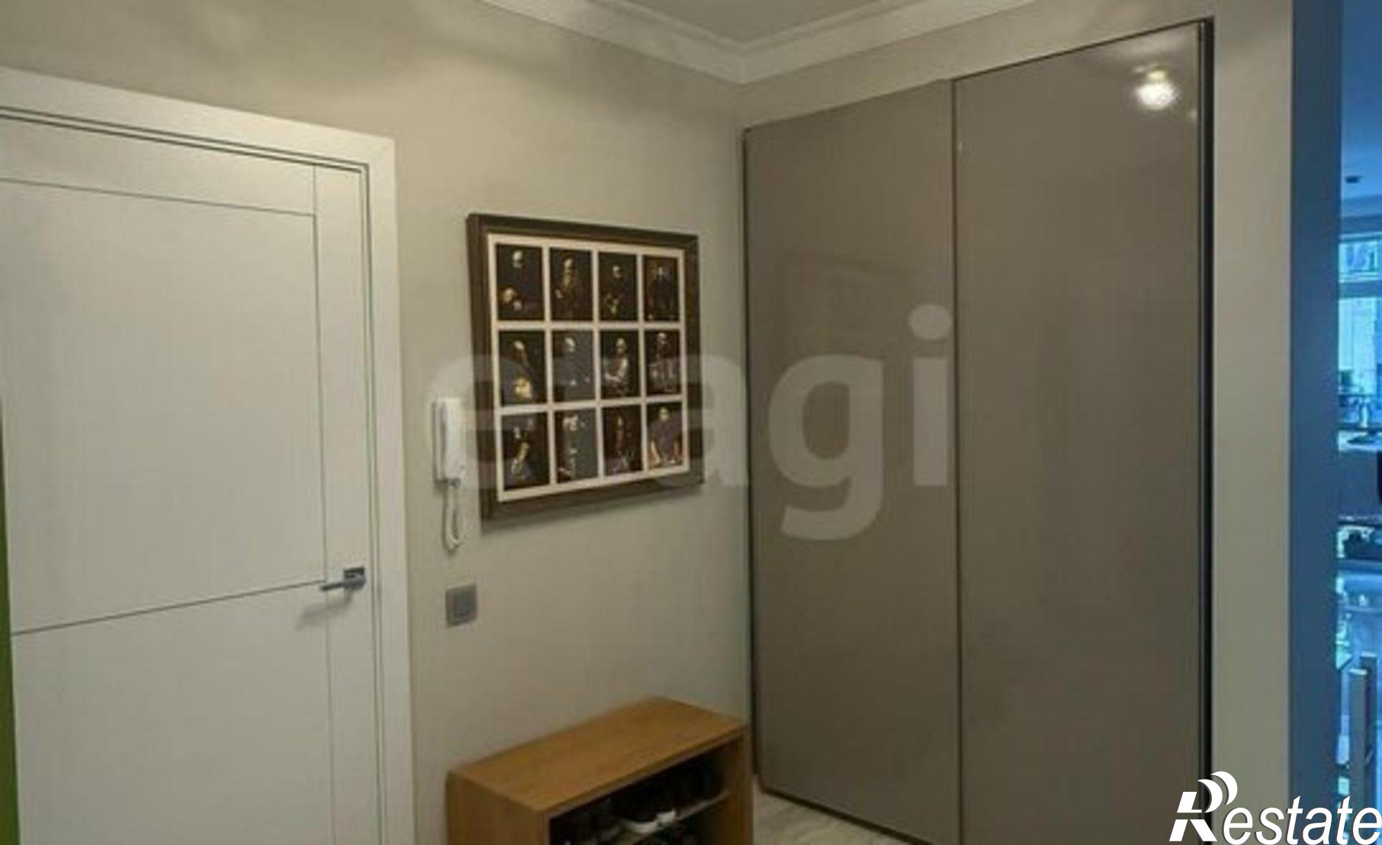 Купить квартиру за 12 500 000 рублей на улица Шамиля Джикаева, 7