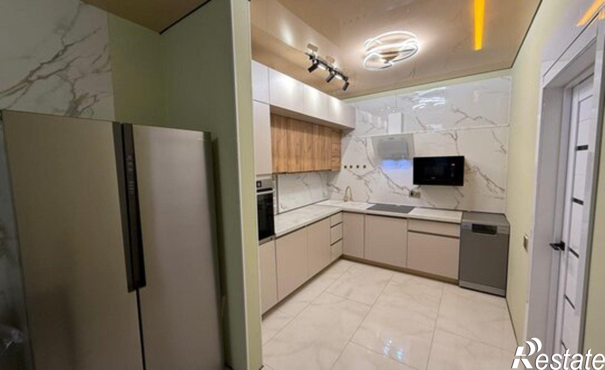 Купить квартиру за 9 595 000 рублей на ул Астана Кесаева, 44В 4