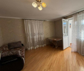 3-комн, 75кв м, этаж 2/5 проспект Доватора, 43/1