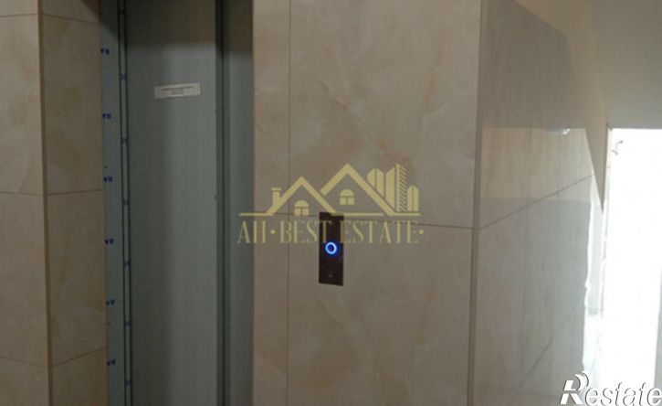 3-комн квартира улица Олега Кошевого, 2 к3,  д. 2 к3