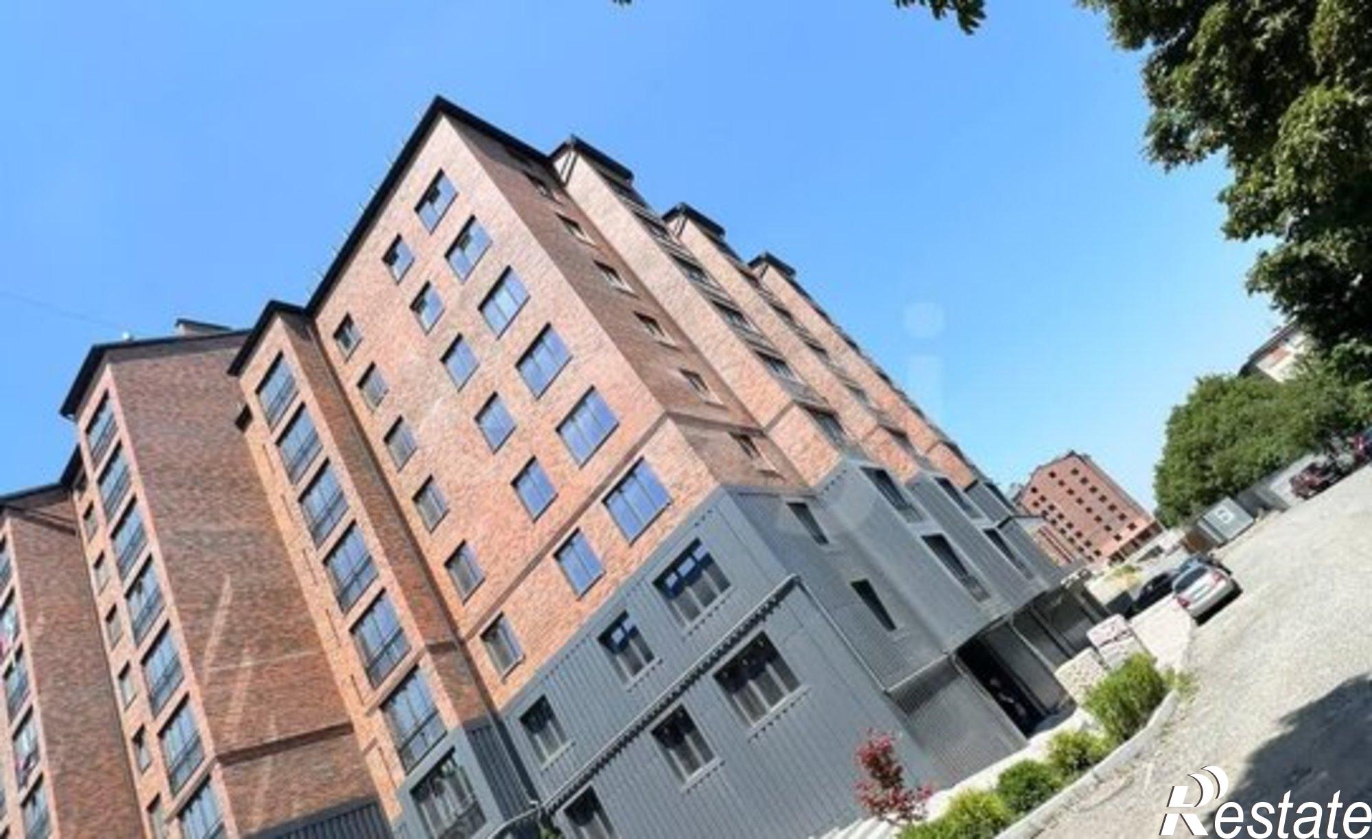 Купить квартиру за 8 576 000 рублей на Кырджалийская улица, 16А