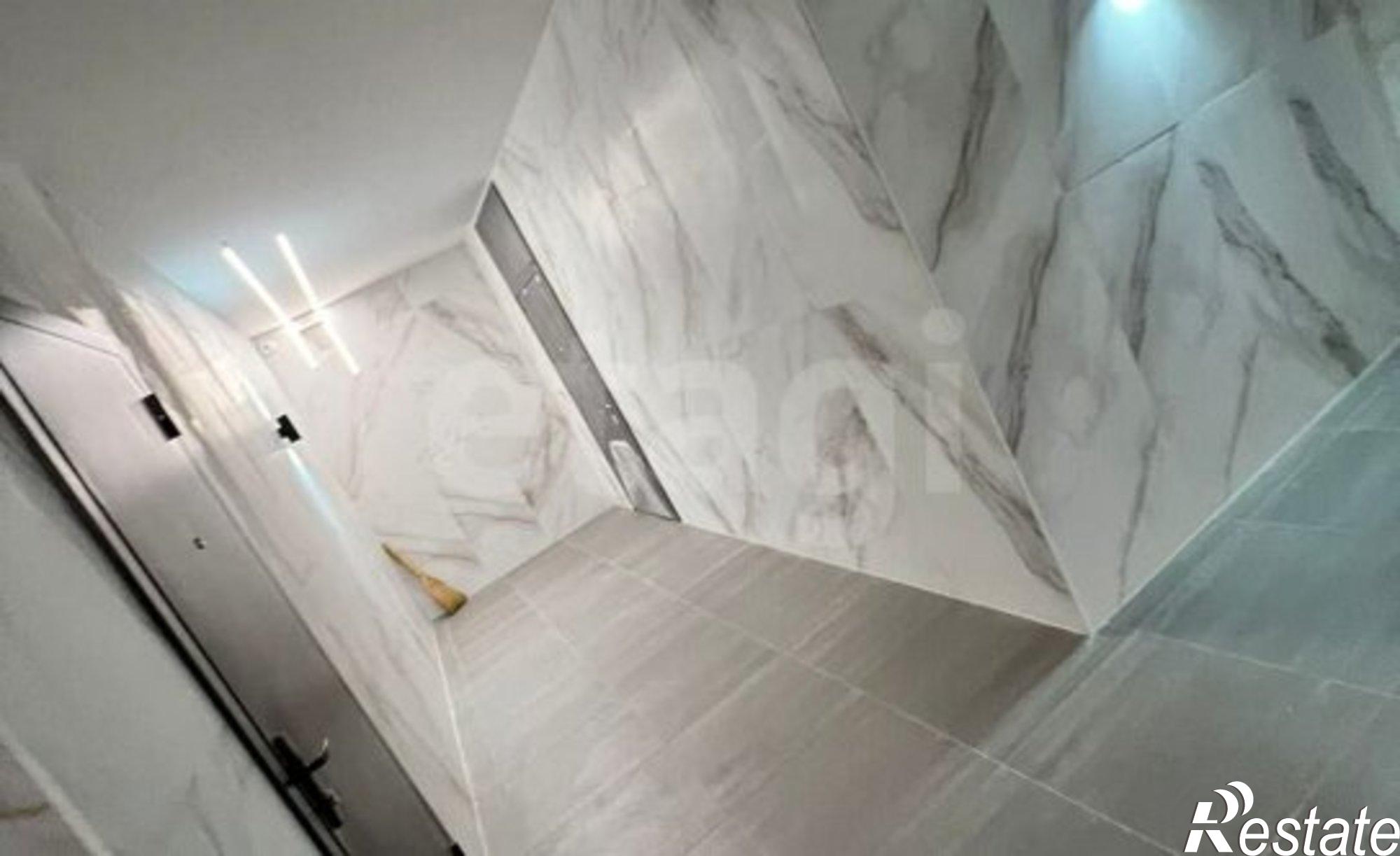 Купить квартиру за 8 576 000 рублей на Кырджалийская улица, 16А