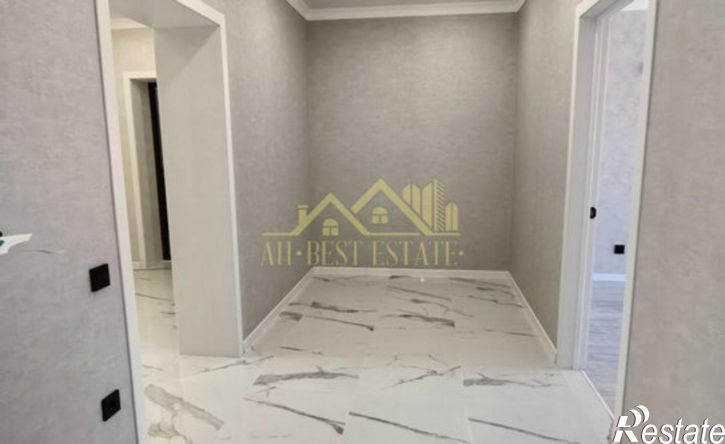2-комн квартира улица Курсантов-Кировцев, 27,  д. 27