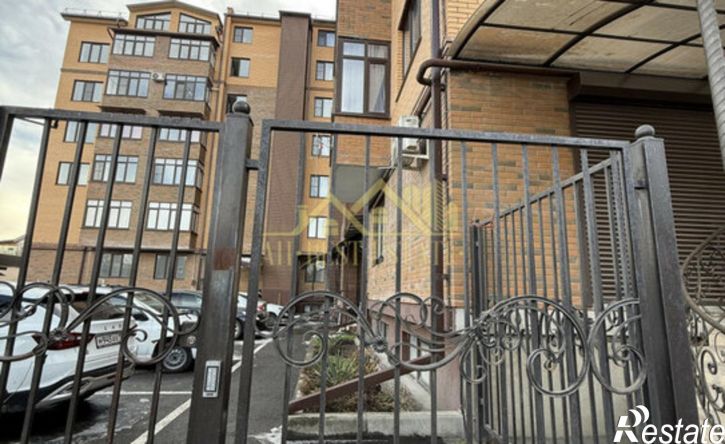 3-комн квартира улица Минина, 8А,  д. 8А