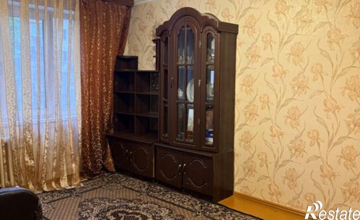 3-комн квартира улица Цоколаева, 10/1,  д. 10/1