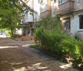 2-комн, 47кв м, этаж 3/5 улица Леонова, 5/1