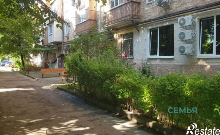 2-комн квартира улица Леонова, 5/1,  д. 5/1