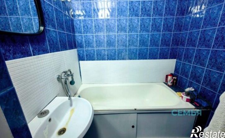 4-комн квартира ул Неведомского, 10,  д. 10