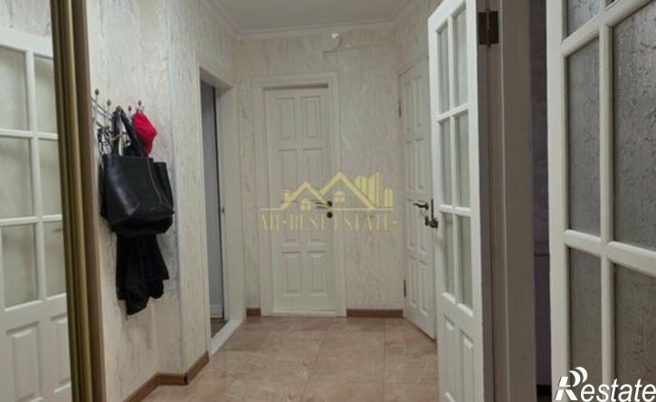 3-комн квартира ул 8 Марта, 19,  д. 19