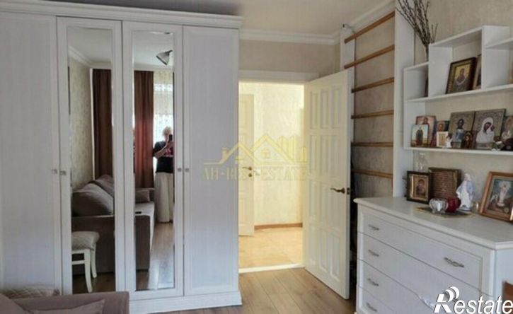 3-комн квартира ул 8 Марта, 19,  д. 19