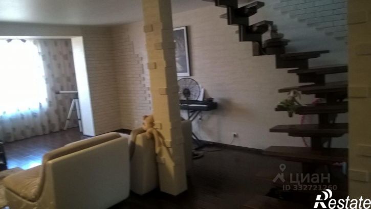 4-комн квартира ул Весенняя, 28,  д. 28