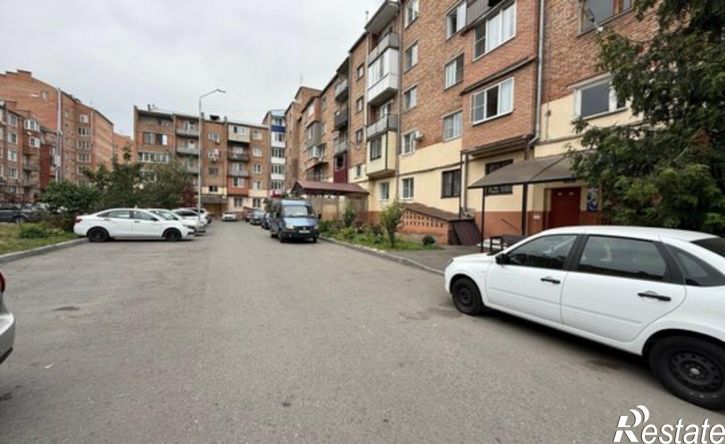 3-комн квартира ул Владикавказская, 73,  д. 73