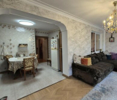 3-комн, 90кв м, этаж 4/5 ул Карла Маркса, 44