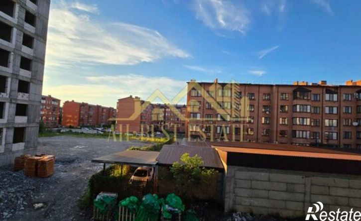 2-комн квартира улица Зураба Магкаева, 6Б,  д. 6Б