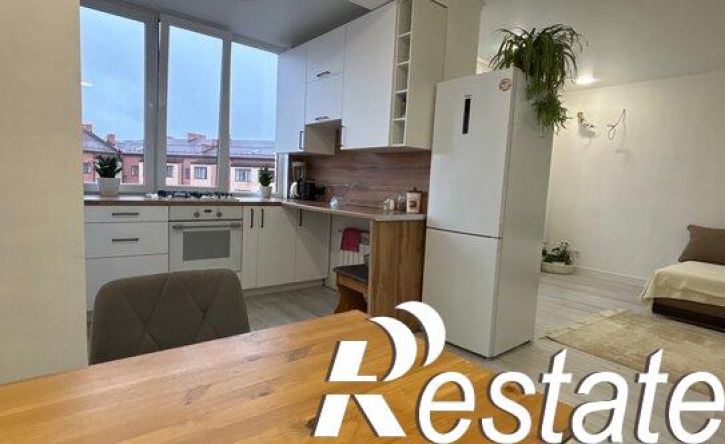 3-комн квартира улица Курсантов-Кировцев, 26 к6,  д. 26 к6