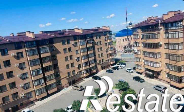 2-комн квартира улица Билара Кабалоева, 12В,  д. 12В
