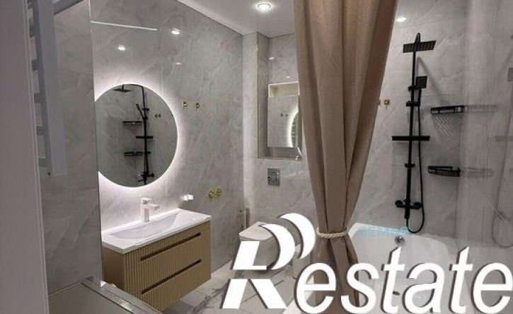 2-комн квартира улица Астана Кесаева, 44В,  д. 44В