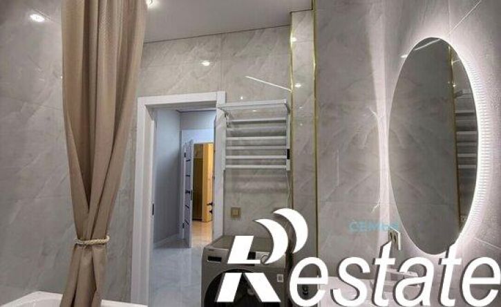 2-комн квартира улица Астана Кесаева, 44В,  д. 44В