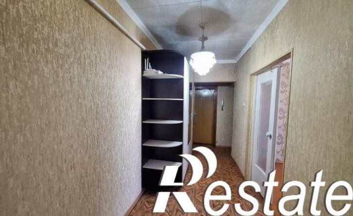 3-комн квартира Владикавказская улица, 15,  д. 15