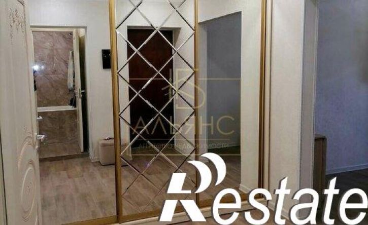2-комн квартира Весенняя улица, 22,  д. 22