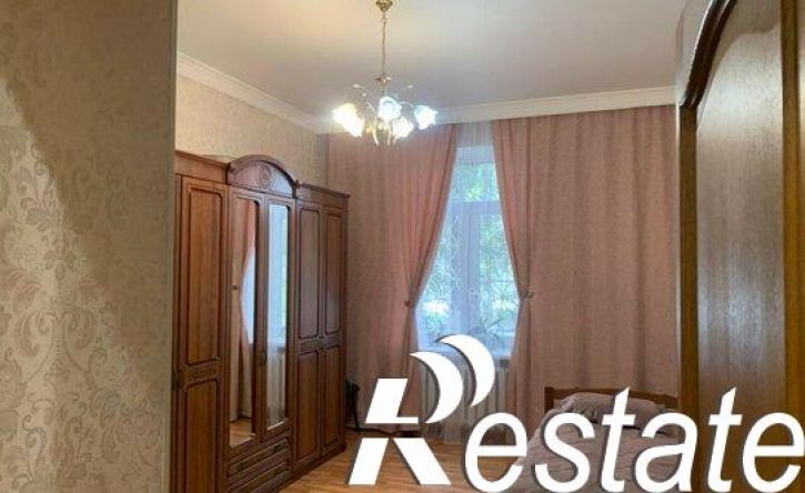 3-комн квартира улица Колка Кесаева, 5А/11,  д. 5А/11