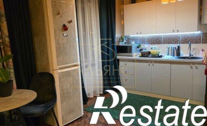 2-комн квартира Автобусный переулок, 8,  д. 8