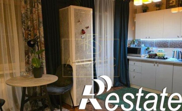 2-комн квартира Автобусный переулок, 8,  д. 8