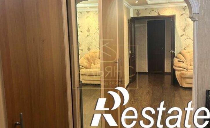 4-комн квартира Карцинское шоссе, 53,  д. 53
