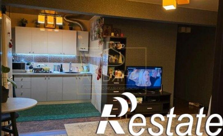 2-комн квартира Автобусный переулок, 8,  д. 8