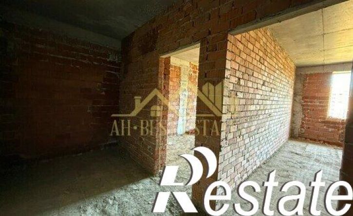2-комн квартира улица Курсантов-Кировцев, 27Б,  д. 27Б