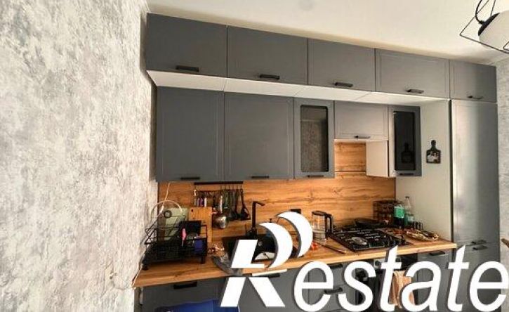 2-комн квартира улица Курсантов-Кировцев, 13В,  д. 13В
