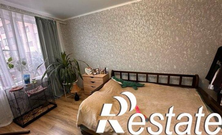 2-комн квартира улица Курсантов-Кировцев, 13В,  д. 13В