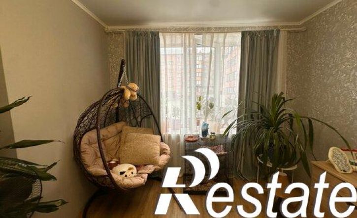2-комн квартира улица Курсантов-Кировцев, 13В,  д. 13В