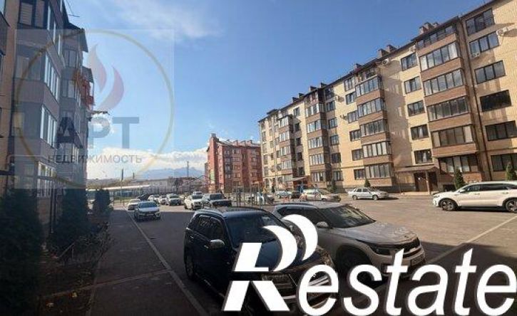 5-комн квартира проспект Героев Отечества, 6,  д. 6