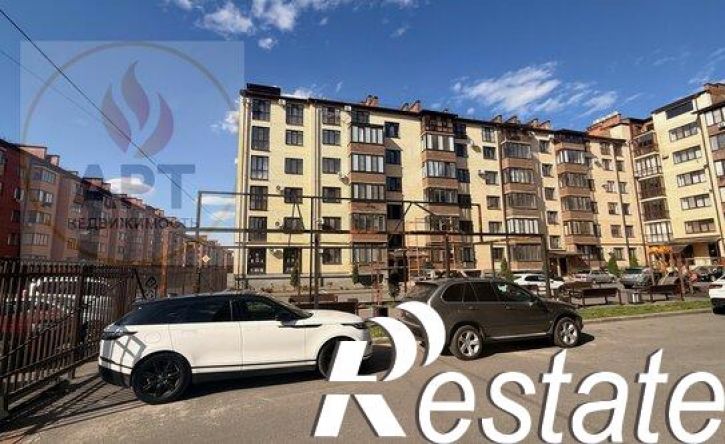 5-комн квартира проспект Героев Отечества, 6,  д. 6