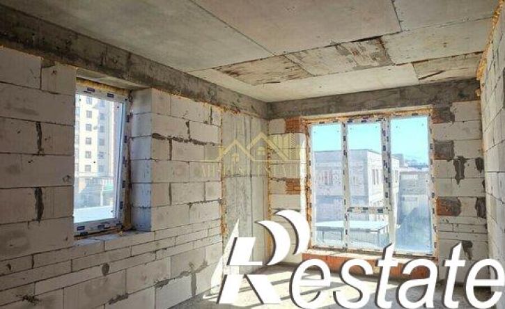 2-комн квартира улица Курсантов-Кировцев, 27,  д. 27